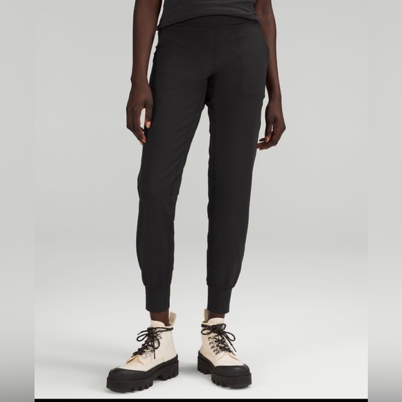 lululemon align joggers-full length - Picture 1 of 6